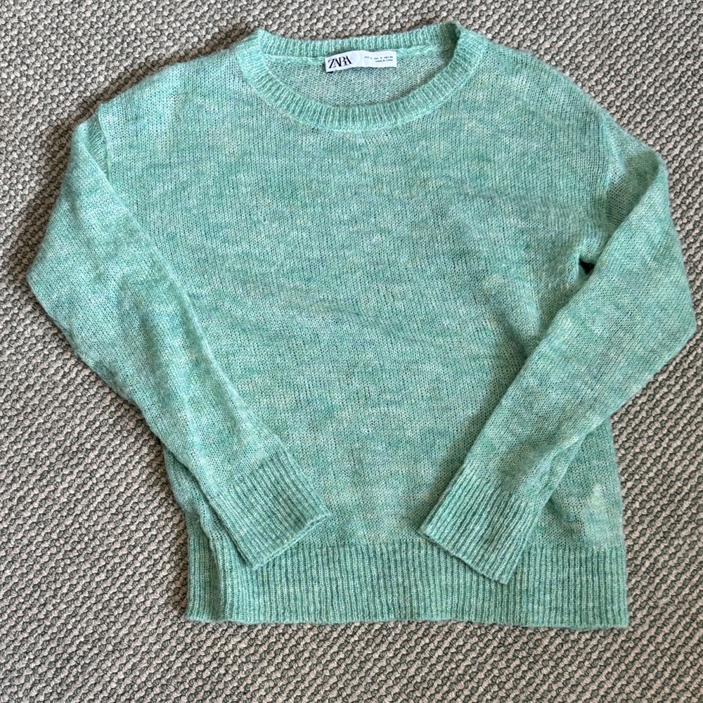 Zara Light Green Crew Neck Sweater